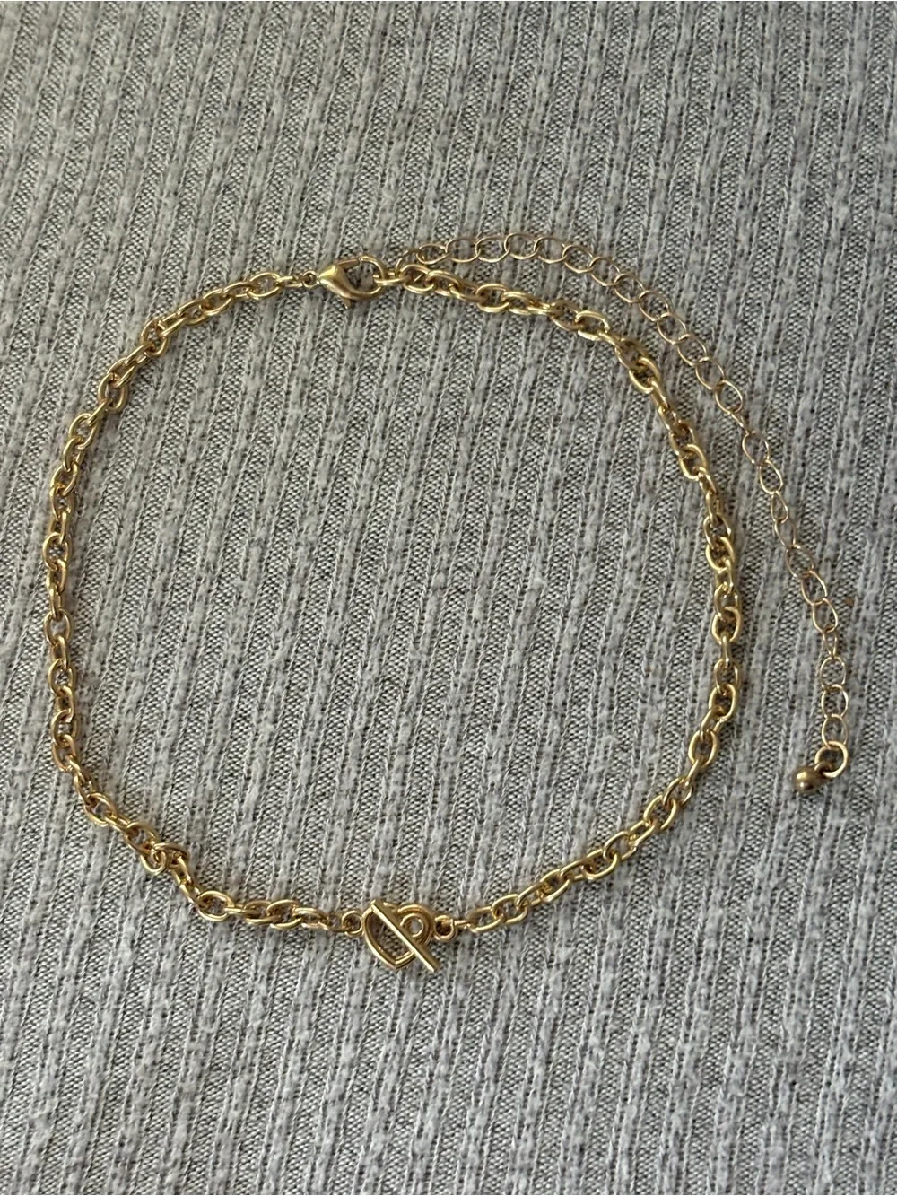 Vintage gold tone adjustable chain choker necklace w center crossed heart